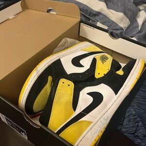 Air Jordan 1 mid se